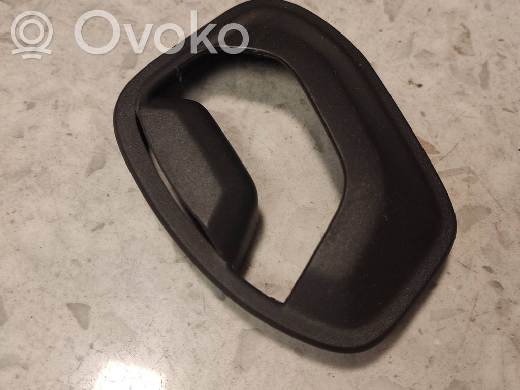 Volvo S80 Kita salono detalė 