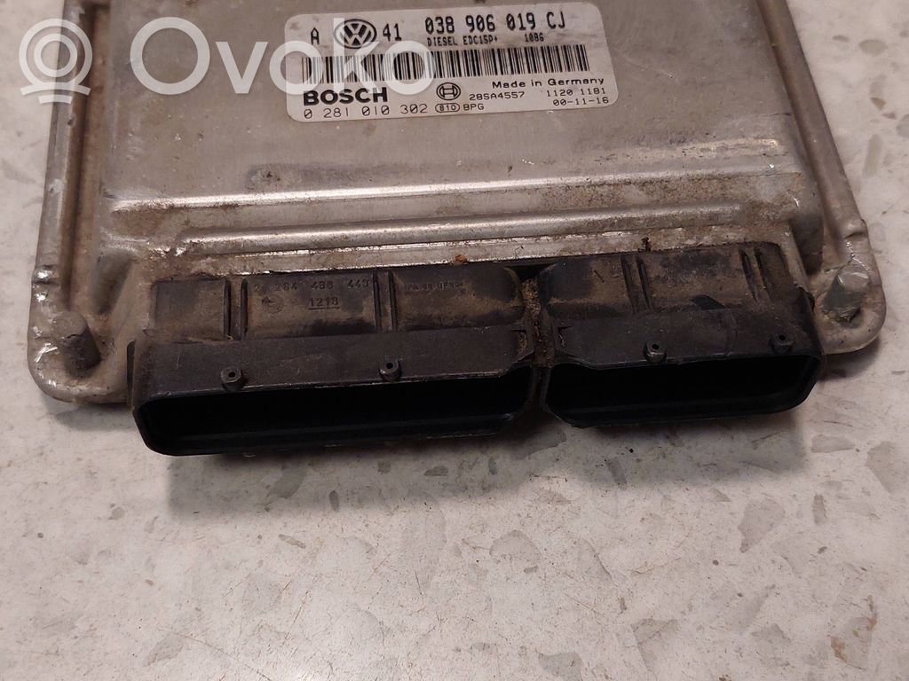 Engine control unit/module   038906019CJ,28SA4557,0281010302