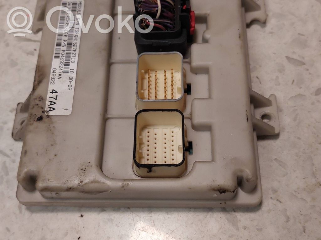 ABS control unit/module   T3FQH1527F2TT3,P04692247AA