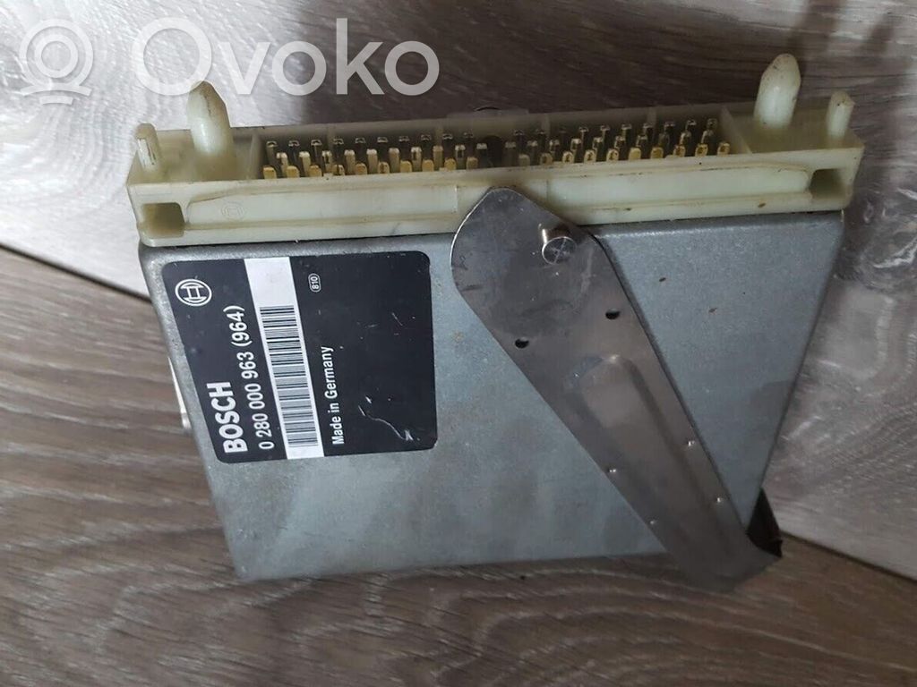 Volvo 850 Engine control unit/module 