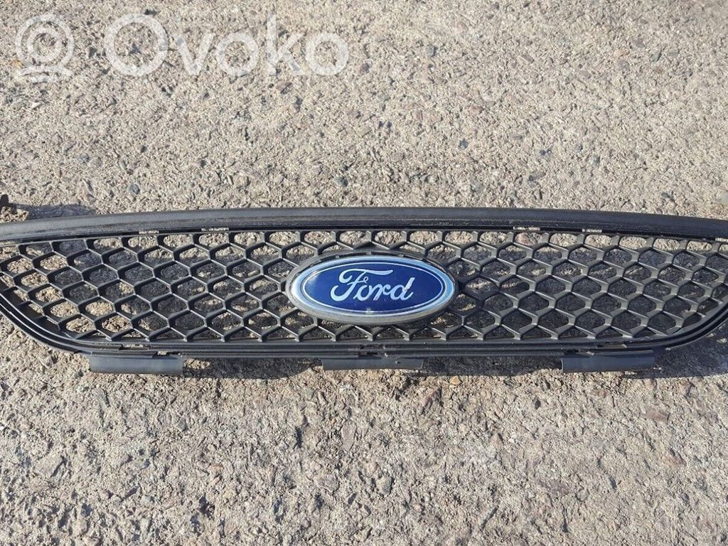 Ford Galaxy Etupuskurin ylempi jäähdytinsäleikkö 