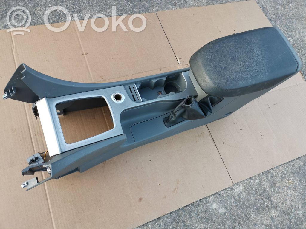 Center console   1L00