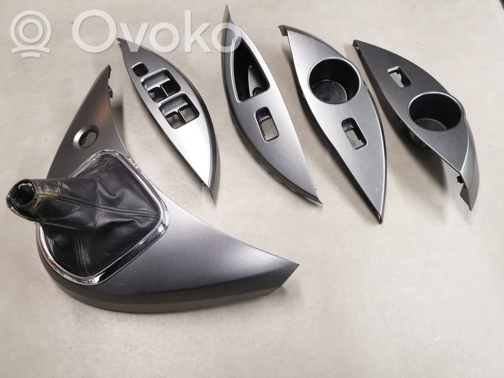 Mitsubishi Grandis Set ornamente interior 