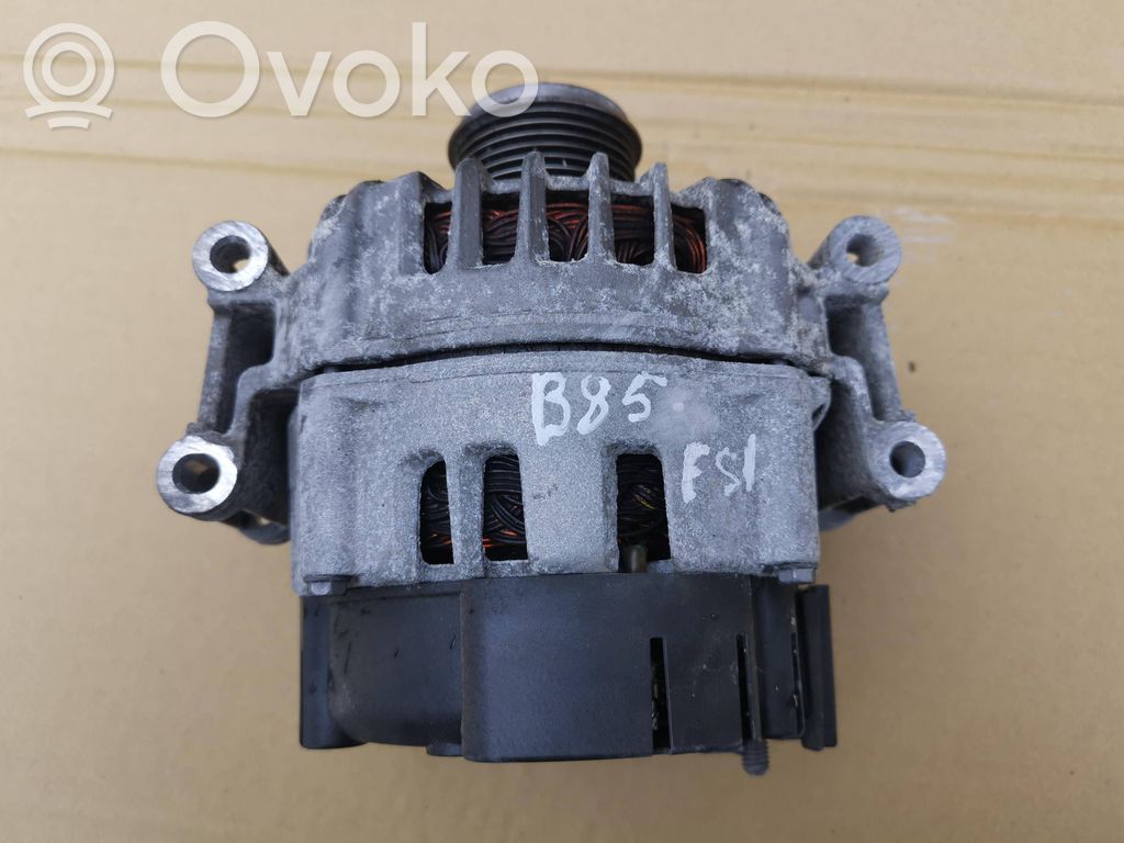 Audi A4 S4 B8 8K Generator/alternator 