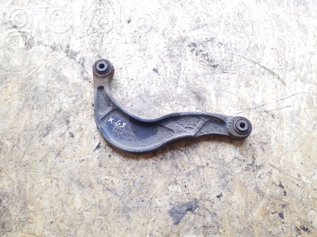 Brazo de suspensión/horquilla superior trasero   6G915500