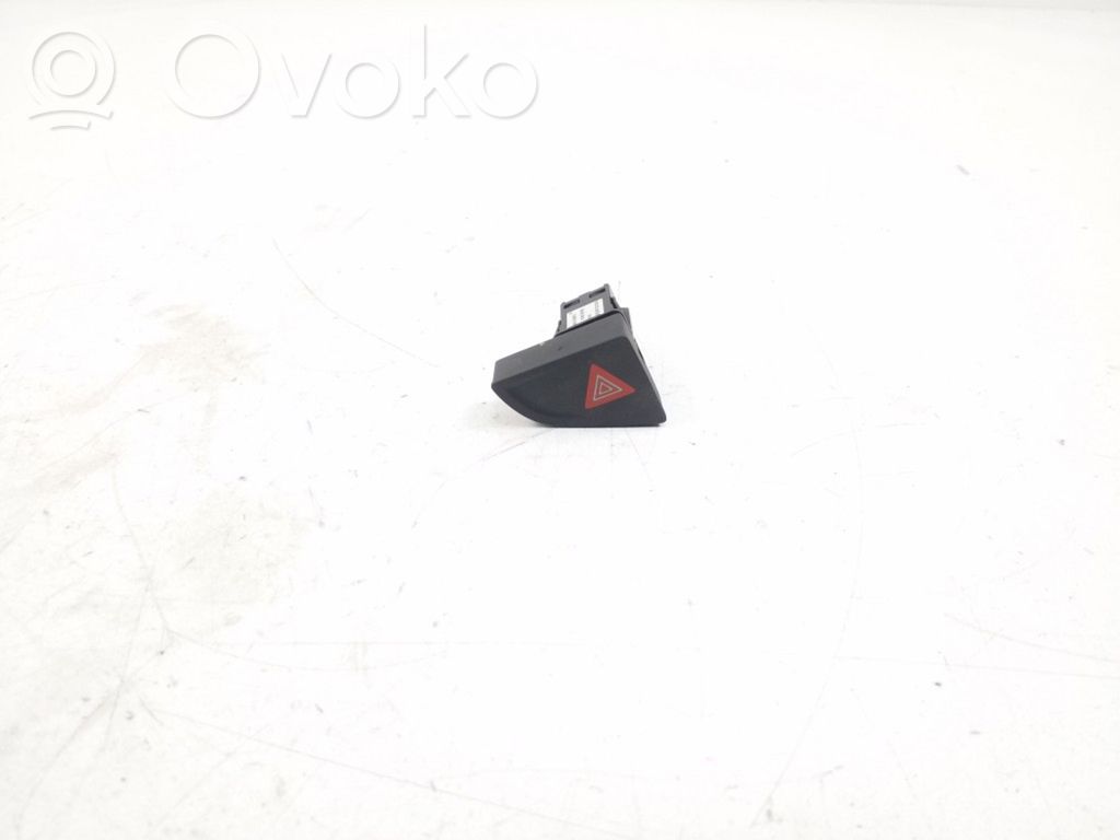 Hazard light switch   96617400KR