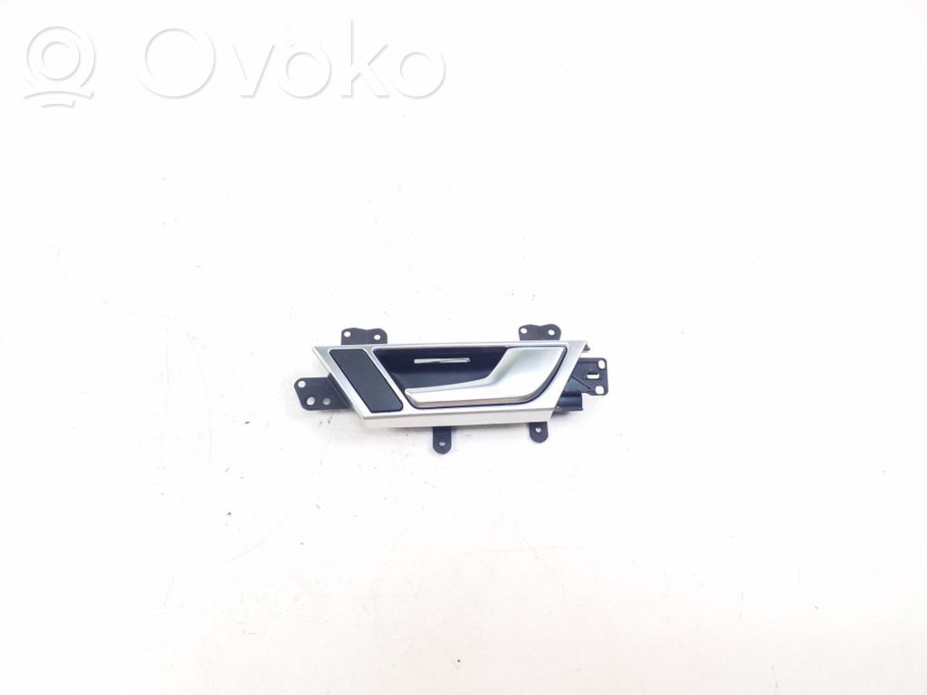Manecilla interna puerta trasera   4F0839020D