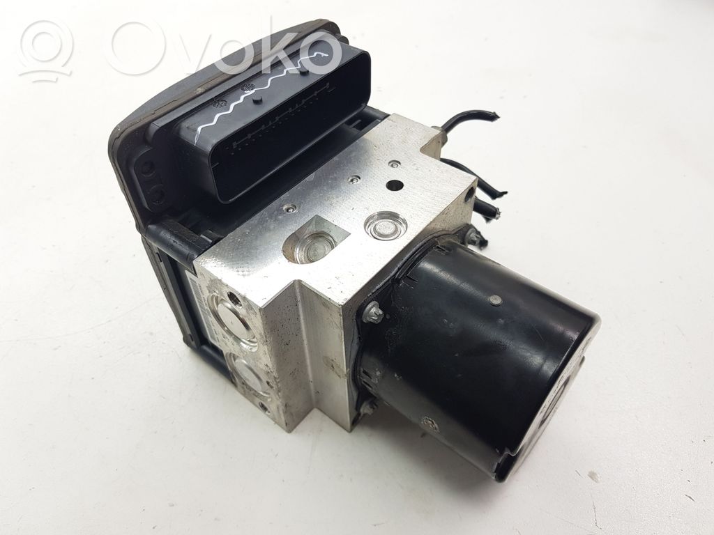 BMW 5 E60 E61 ABS Blokas 