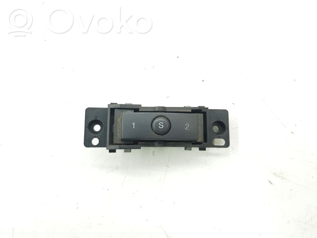 Chrysler Voyager Seat memory switch 