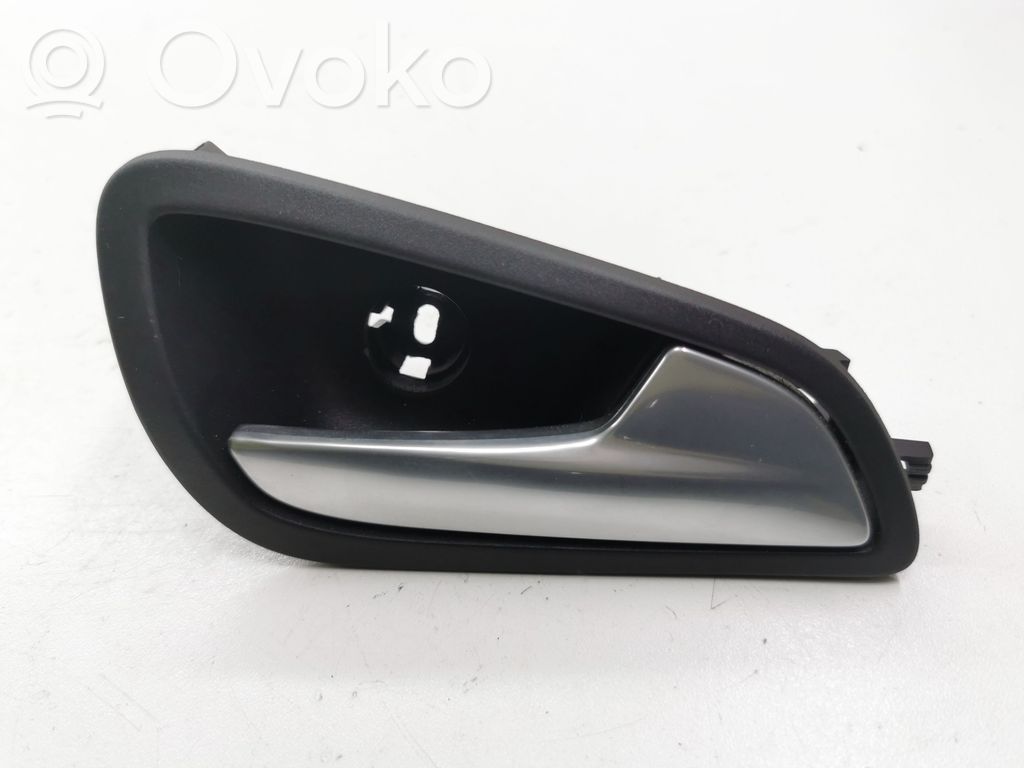 Ford Focus Manecilla interna puerta trasera 