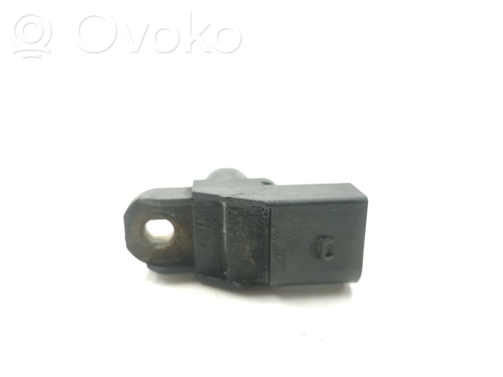 BMW 7 E65 E66 Camshaft position sensor 