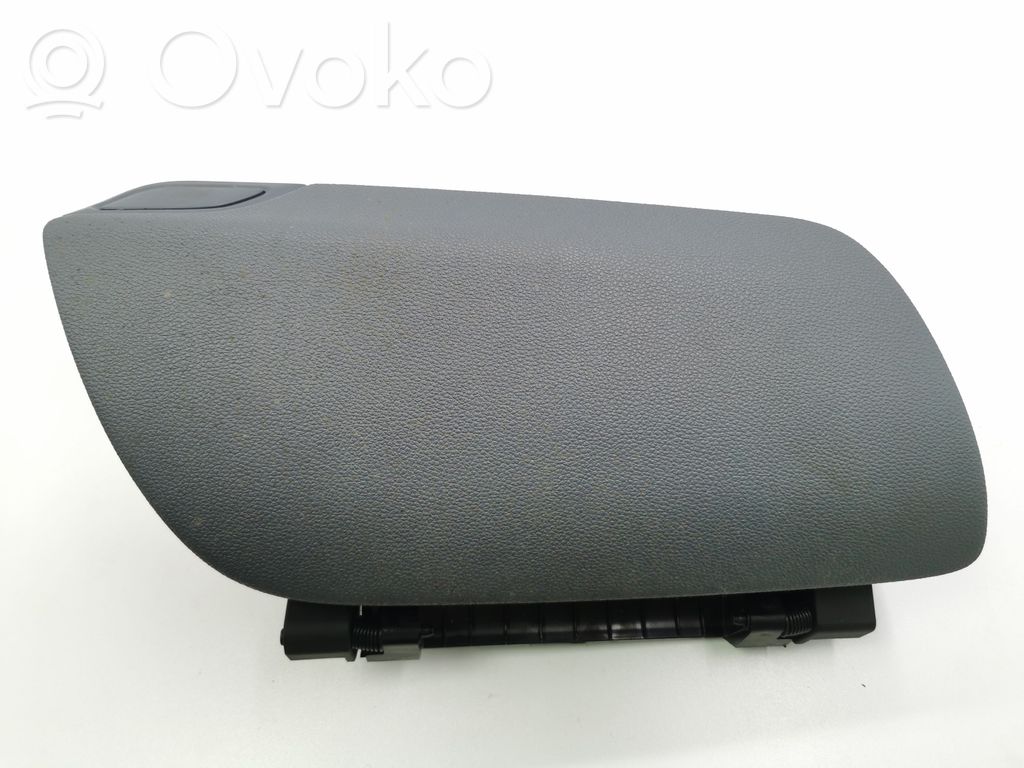 Opel Mokka Daiktadėžė 