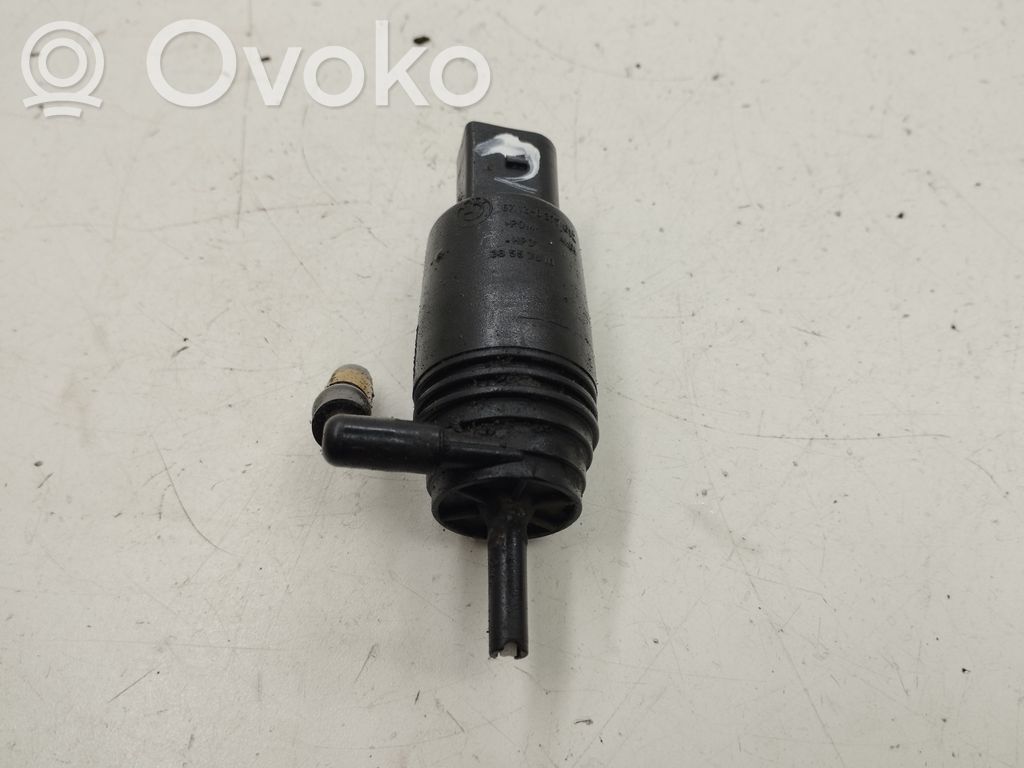 Windscreen/windshield washer pump   8377612