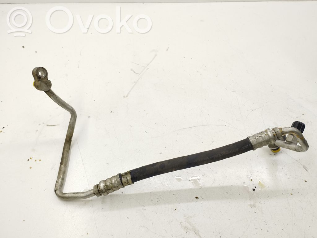BMW X5 E53 Ilmastointilaitteen putki (A/C) 
