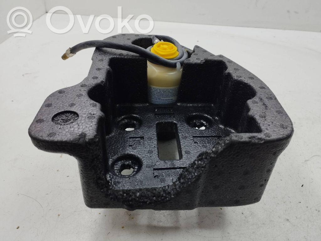 Opel Zafira C Tool set 