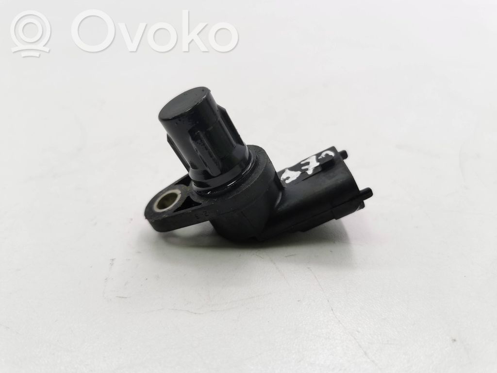 KIA Carens I Camshaft position sensor 