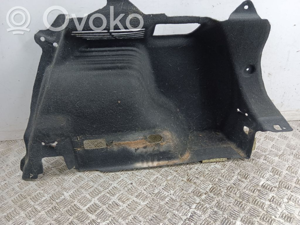 Trunk/boot lower side trim panel