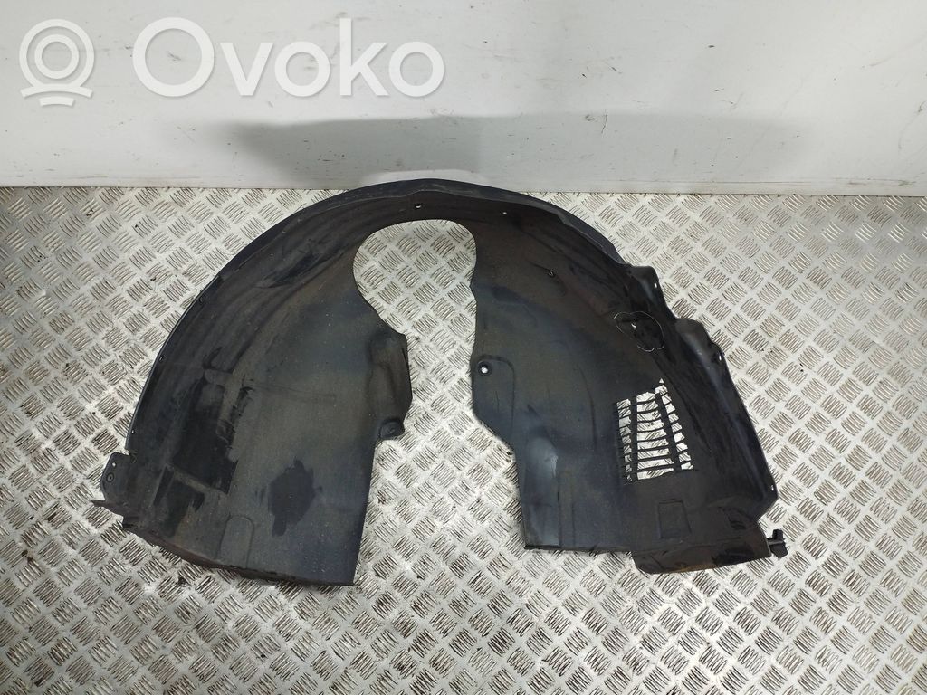 Front wheel arch liner splash guards