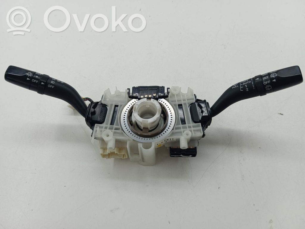 Mazda CX-7 Wiper turn signal indicator stalk/switch 