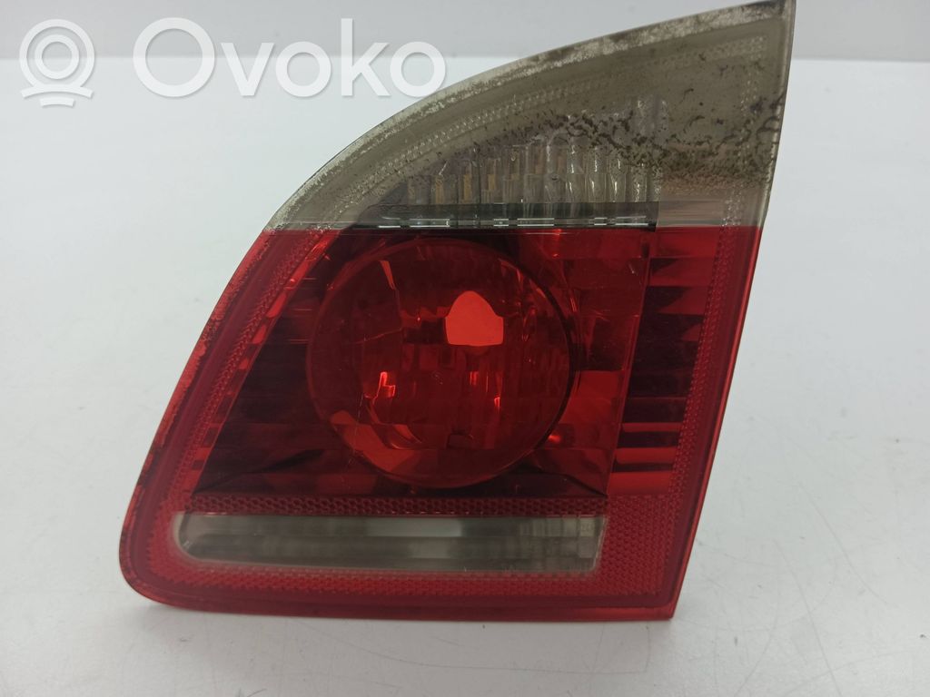 BMW 5 E60 E61 Takaluukun takavalot 