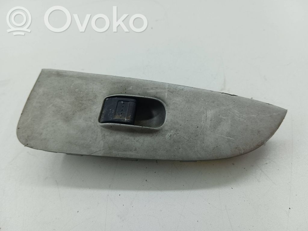 Honda CR-V Electric window control switch 