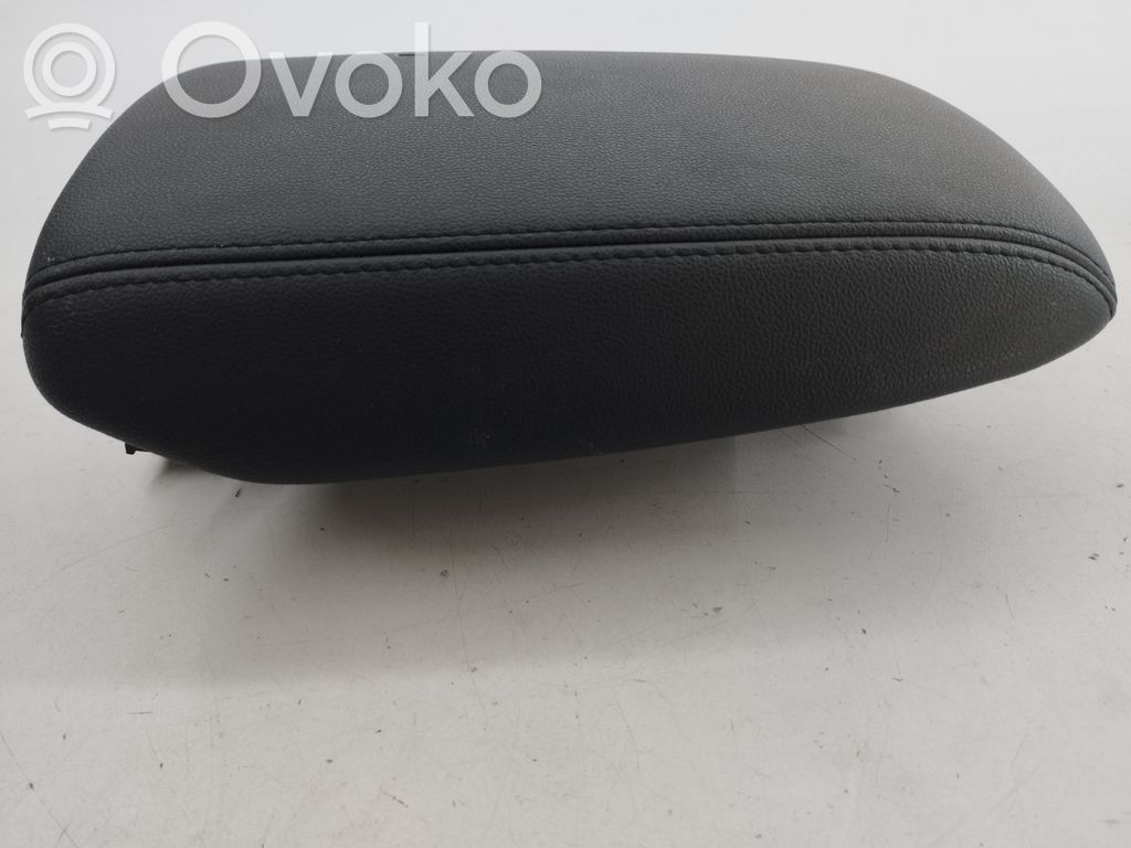 Ford Focus Armrest 