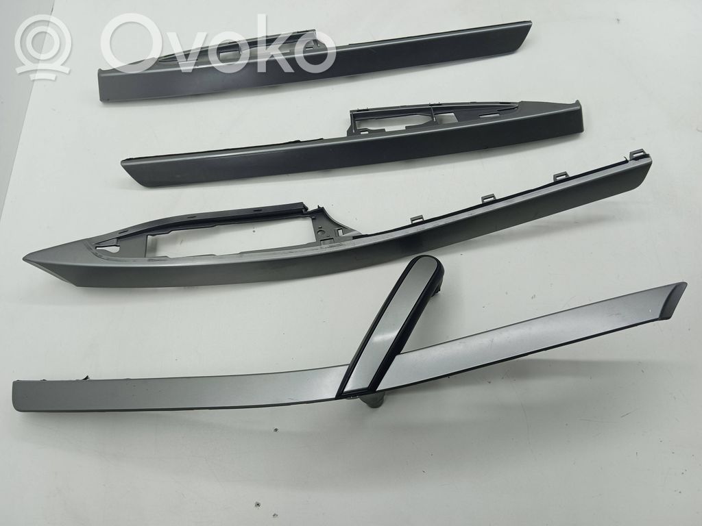 Mazda CX-7 Door card panel trim set 