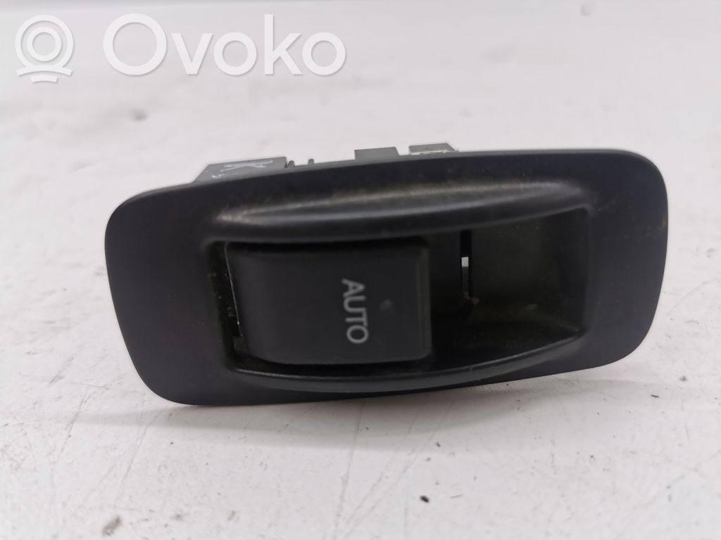 Toyota Corolla E120 E130 Electric window control switch 