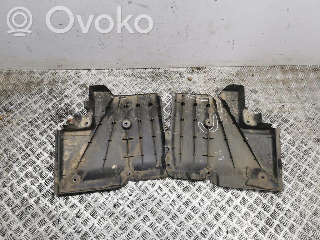 Land Rover Evoque I Osłona tylna podwozia pod zderzak 