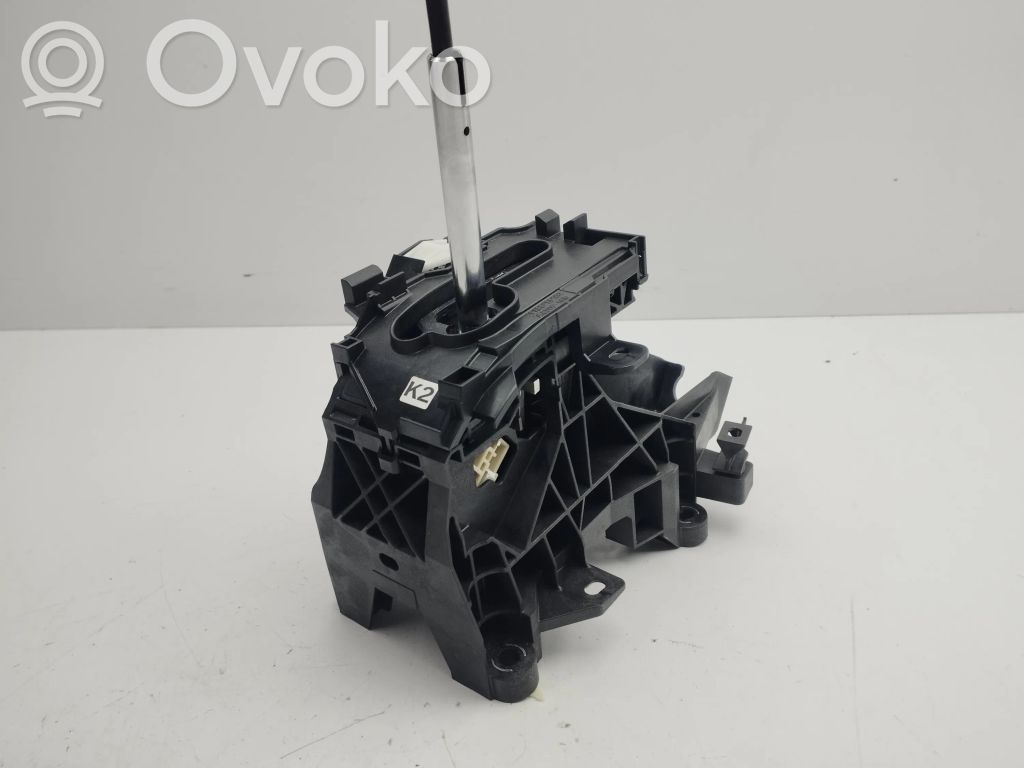 Gear selector   75G902RHD