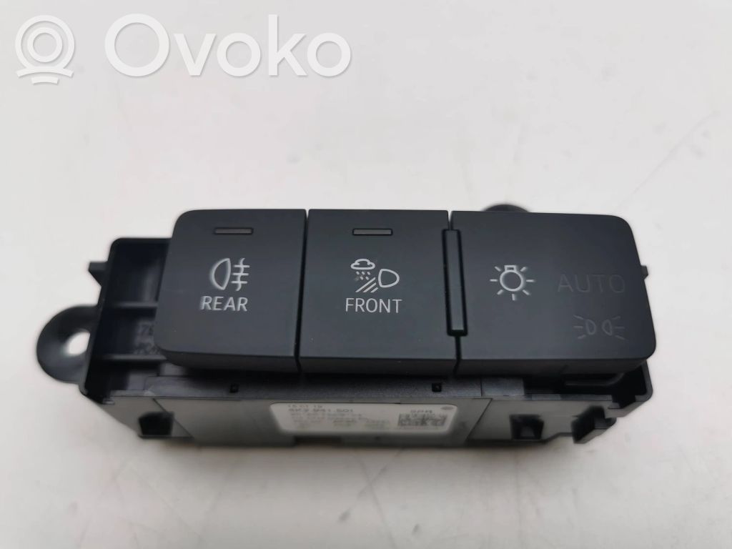 Audi A1 Fog light switch 