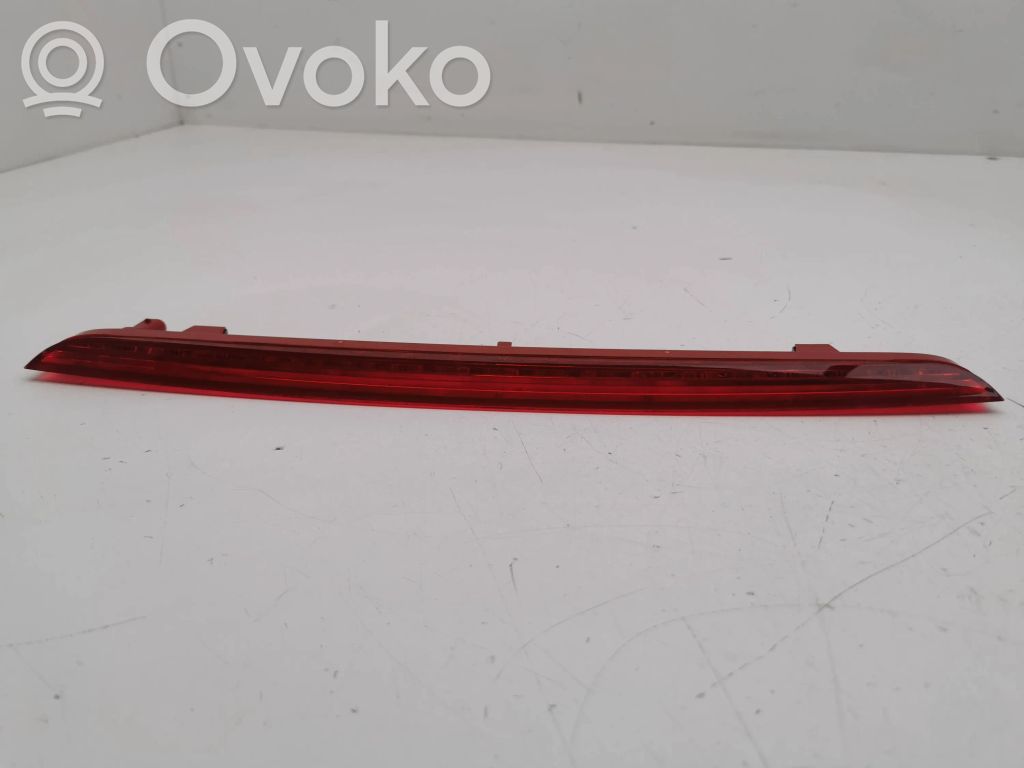 Audi Q3 F3 Third/center stoplight 