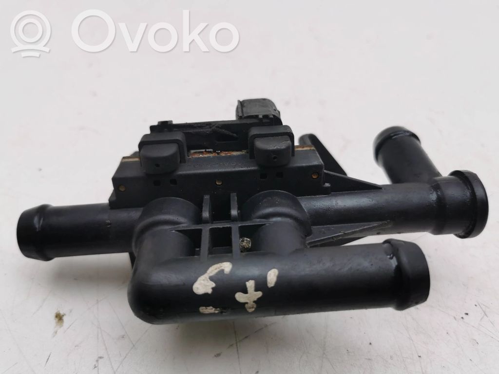 BMW 7 F01 F02 F03 F04 Supapă control încălzitor lichid răcire 