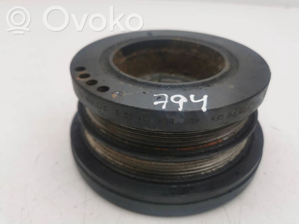 BMW 5 E39 Kampiakselin vauhtipyörä 