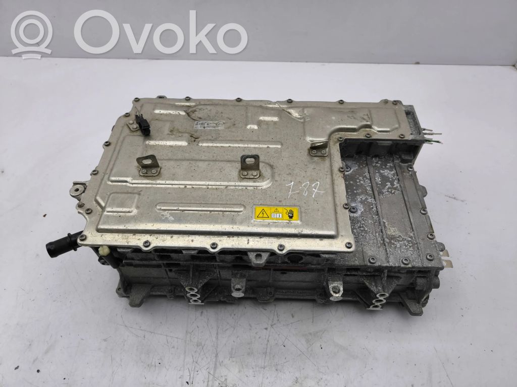 Falownik / Przetwornica napięcia   RN296A04768R