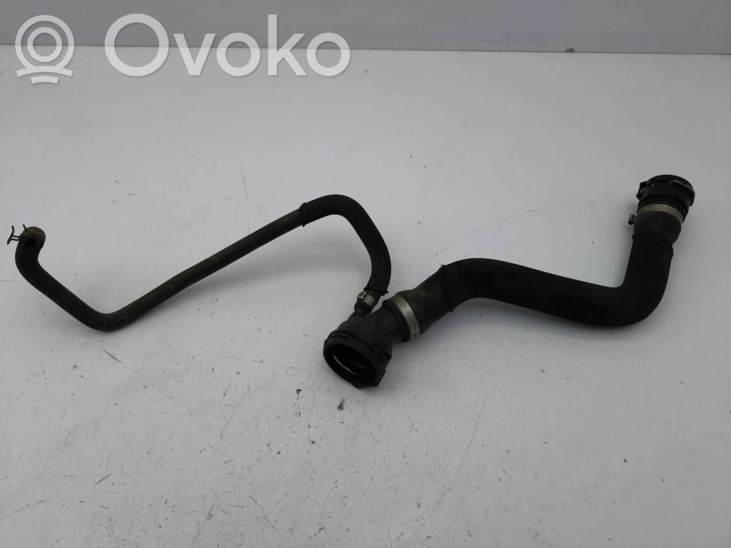 Engine coolant pipe/hose   8613129