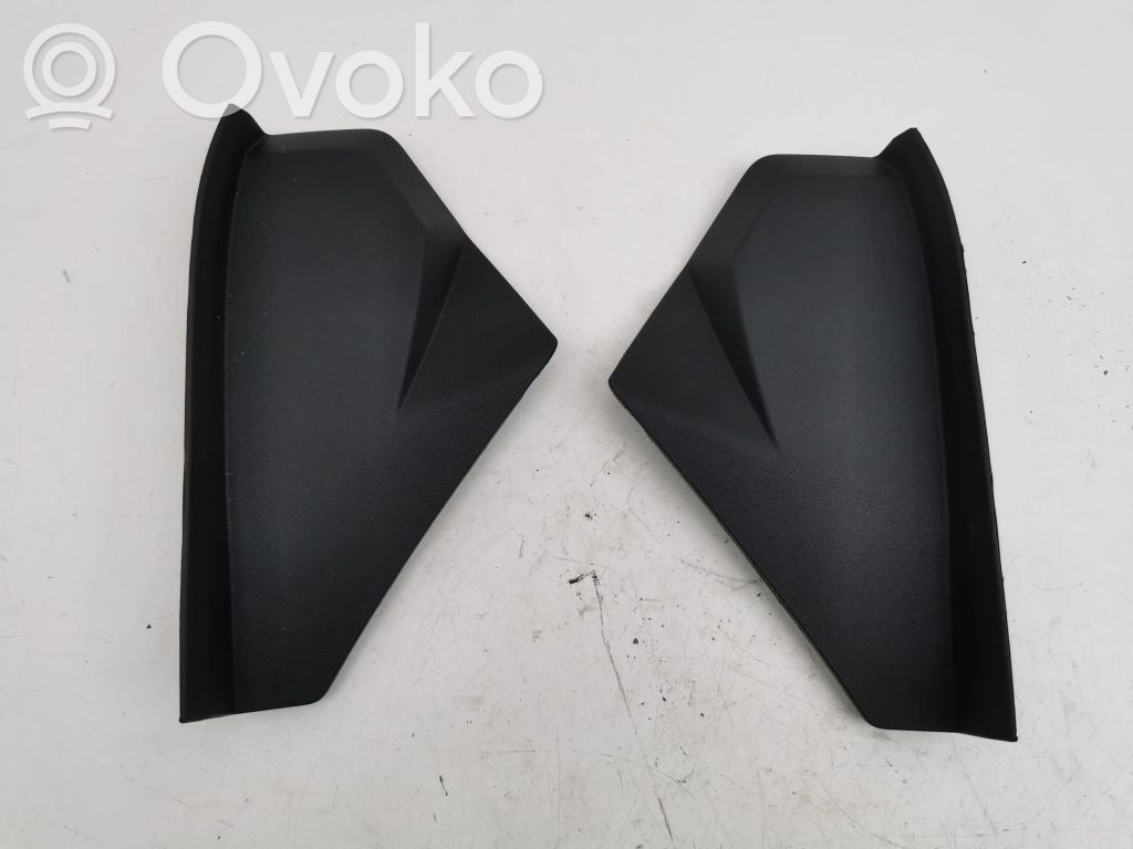 Panelės apdailos skydas (šoninis)   82A857086,82A857085