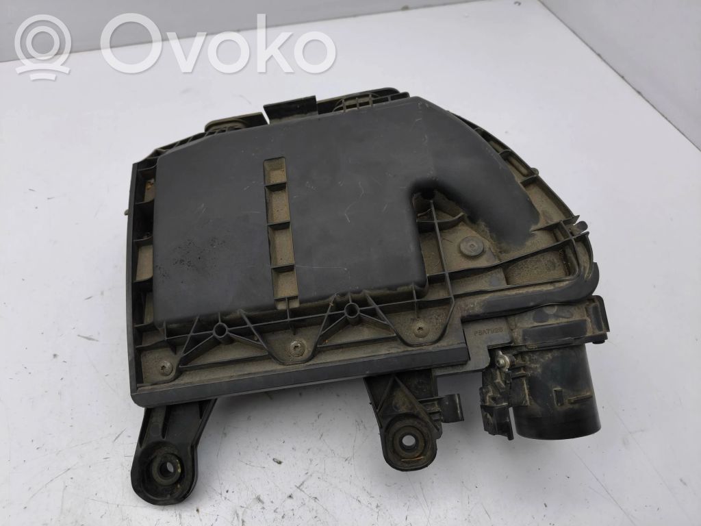 Citroen C4 II Picasso Ilmansuodattimen kotelo 