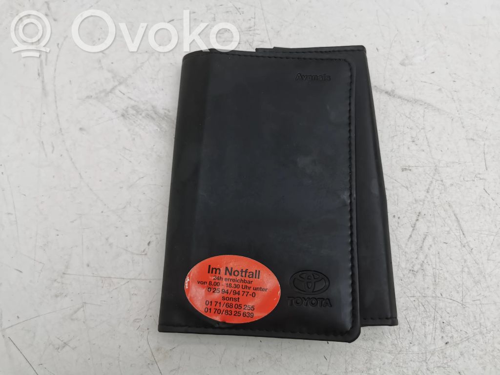 Toyota Avensis T250 Carte/manual proprietar cu istoric service 