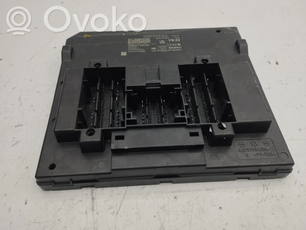 Audi A1 Comfort/convenience module 