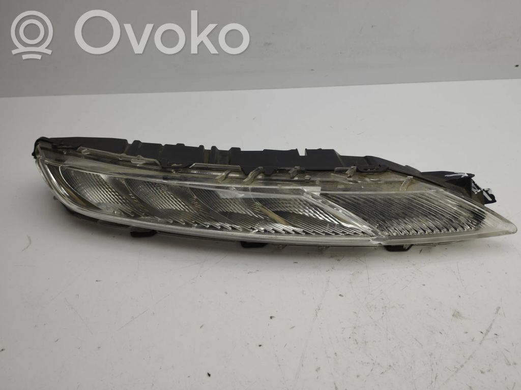 Citroen C4 II Picasso LED-Tagfahrscheinwerfer 
