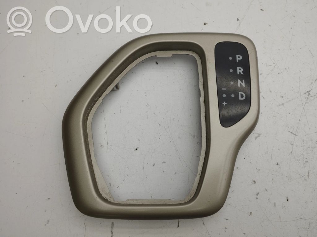 Jeep Cherokee KL Contour de levier de vitesses