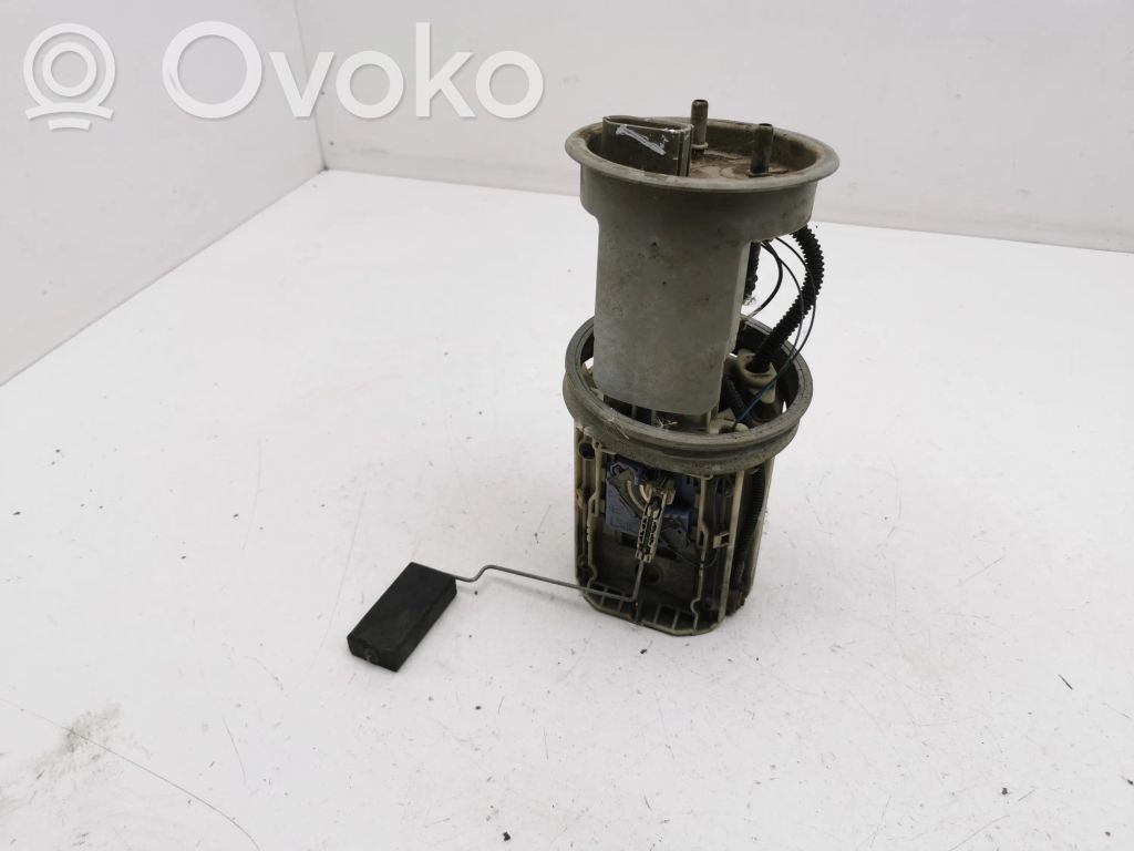Volkswagen PASSAT B5.5 Pompa carburante immersa