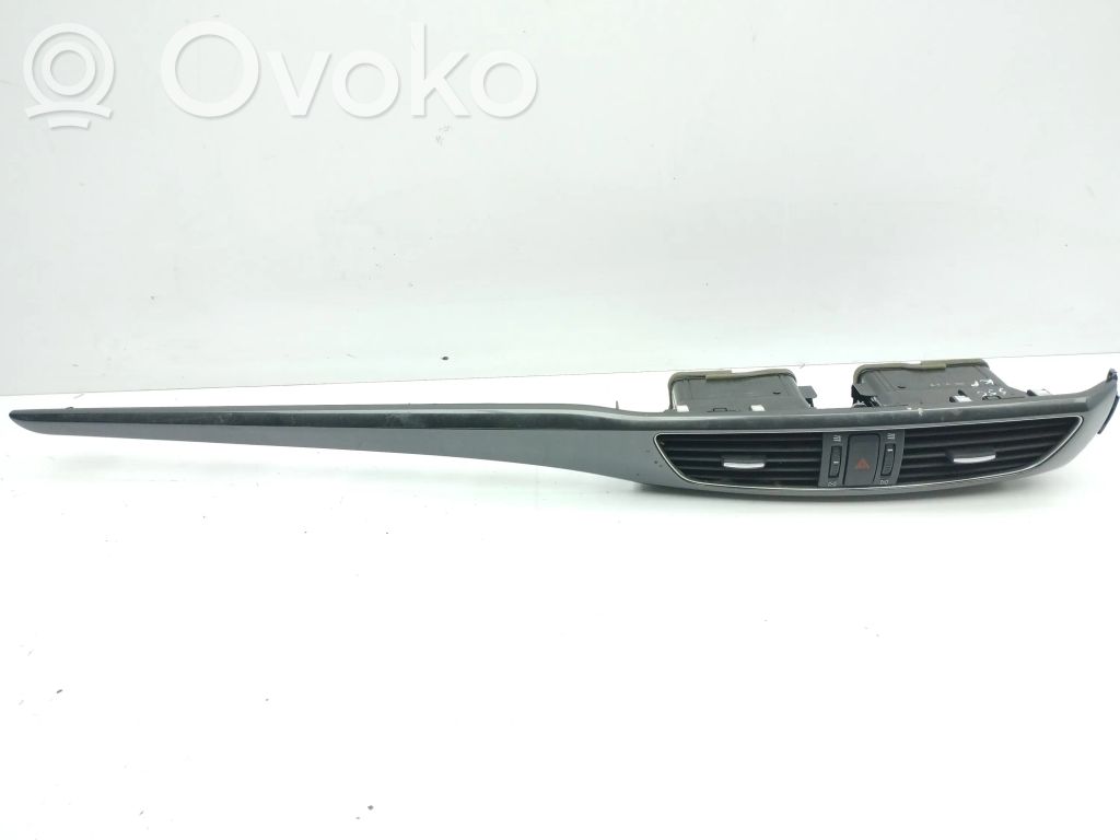 Mazda 6 Rejilla de ventilación central del panel 