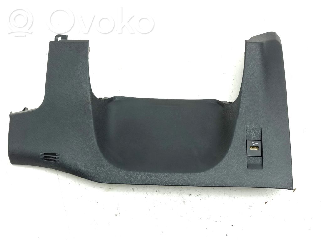 Toyota Corolla E210 E21 Kojelaudan alempi verhoilu 
