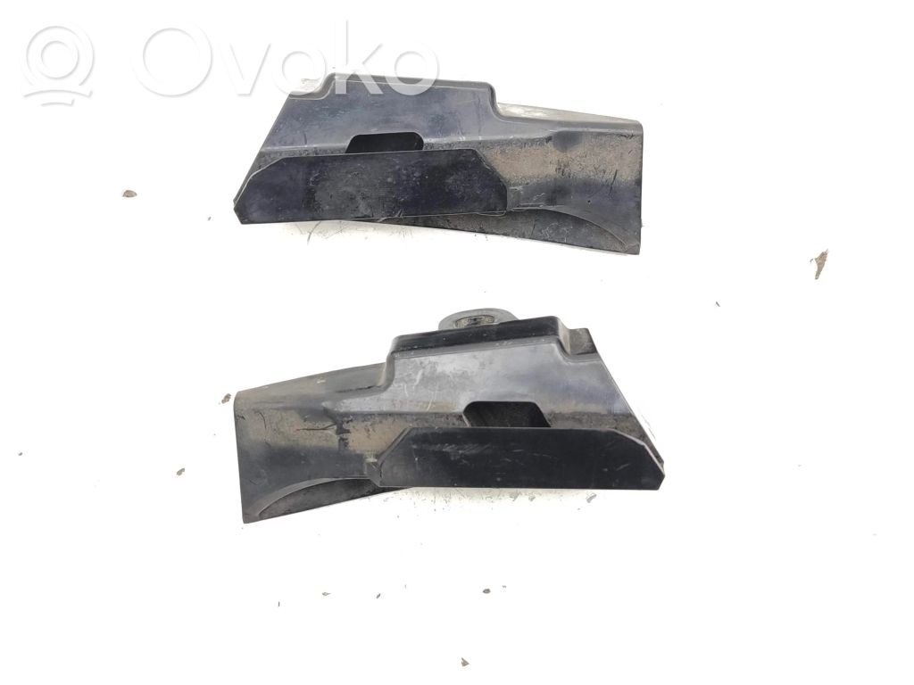 BMW i3 Fender mounting bracket 