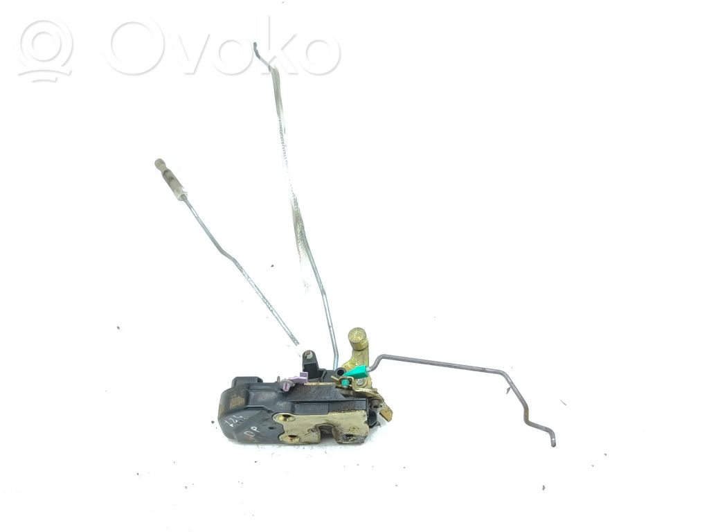 Chrysler PT Cruiser Front door lock 