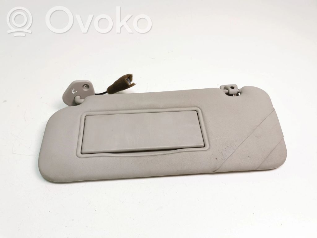 Sun visor