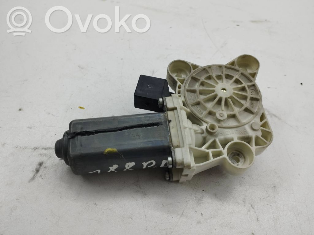Mercedes-Benz CLC CL203 Silnik regulatora szyby drzwi przednich 
