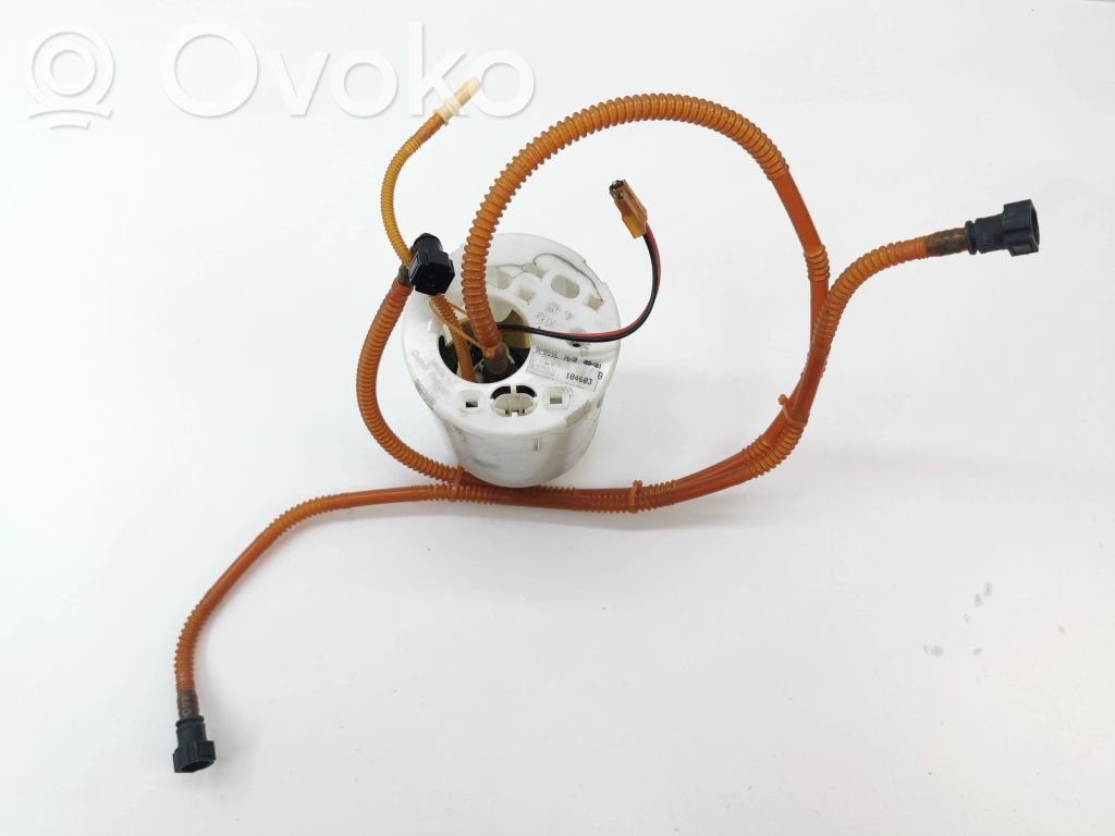 Audi Q7 4L Bomba interna de combustible 